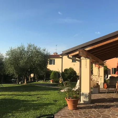 Agriturismo Terre Bianche Apartment *